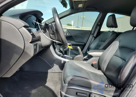 2017 Honda Accord Sport Special Edition z USA, uszkodzony, nr VIN 1HGCR2F1XHA265675